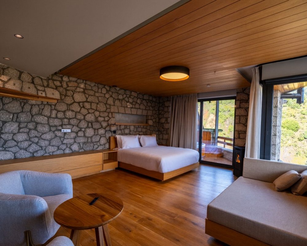 easterlightsuites_1-2